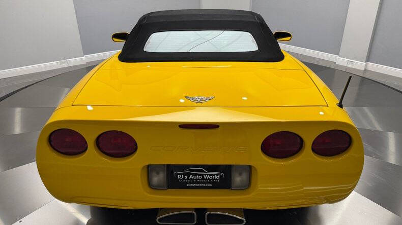 2003 Chevrolet Corvette
