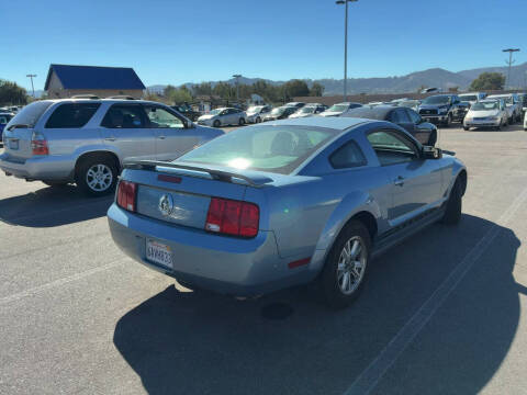 2006 Ford Mustang V6 Deluxe