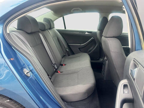 2015 Volkswagen Jetta