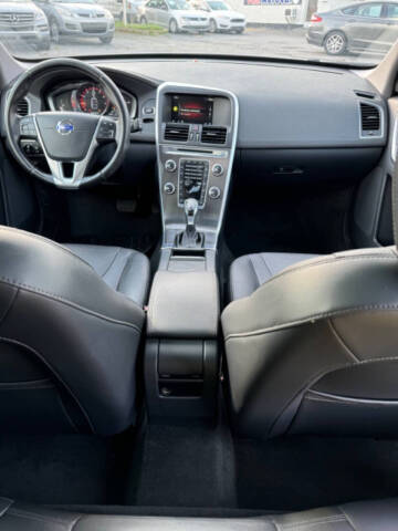 2016 Volvo XC60 T5 Drive-E Premier