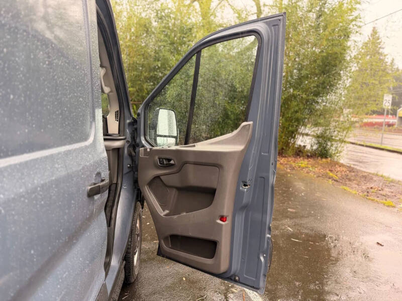 2020 Ford Transit 250