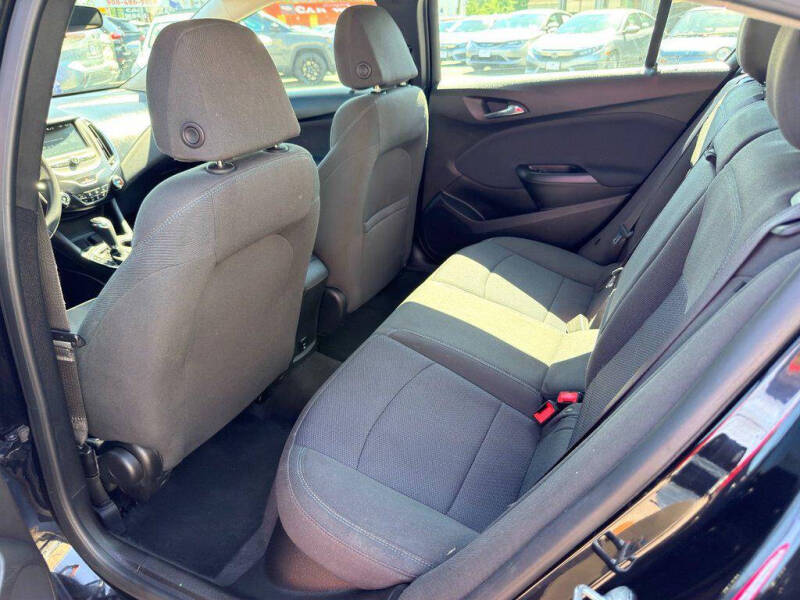 2018 Chevrolet Cruze LT Auto