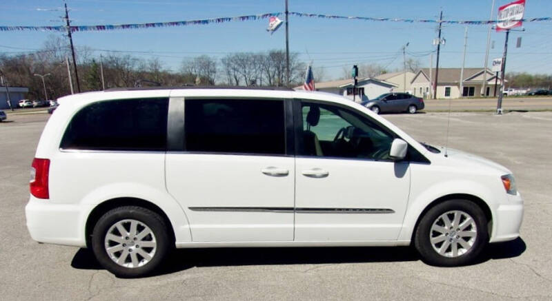 2016 Chrysler Town and Country for sale at One Stop Car Sales, Inc in Pulaski TN