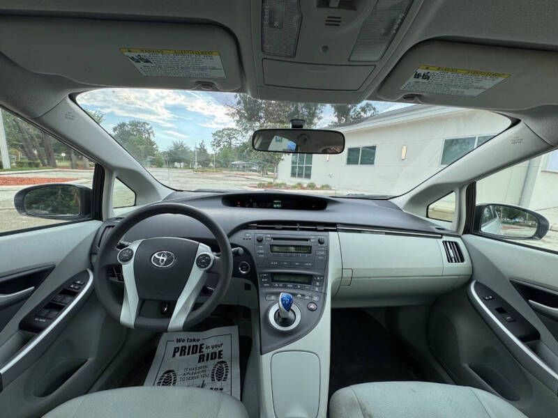 2010 Toyota Prius I