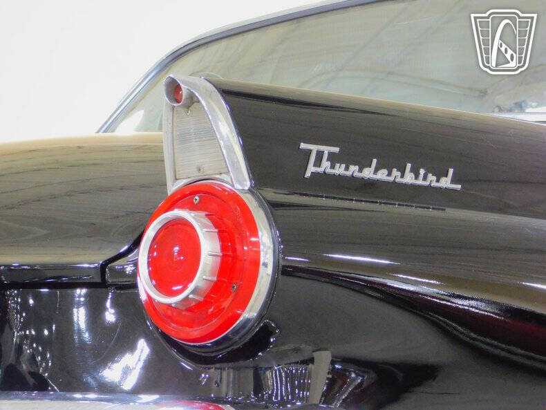 1956 Ford Thunderbird