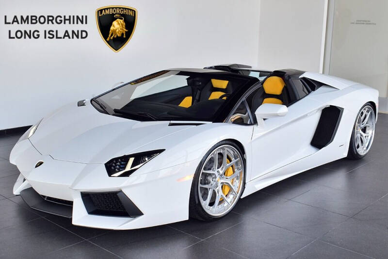 2016 Lamborghini Aventador LP 700-4