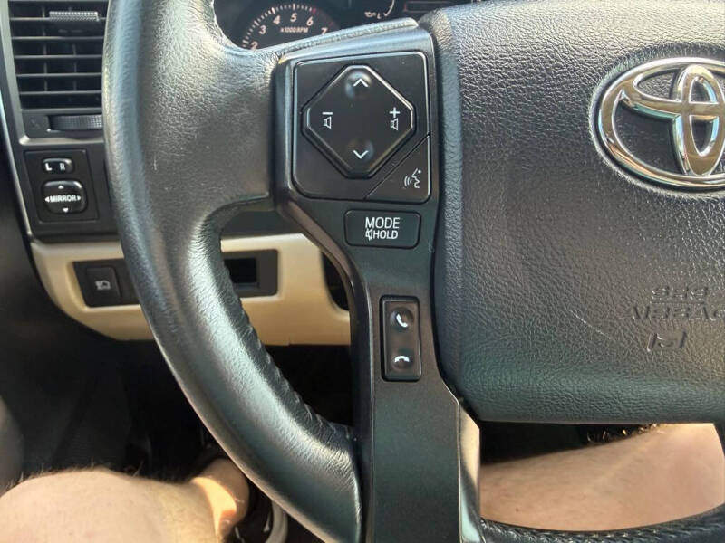 2019 Toyota Sequoia SR5