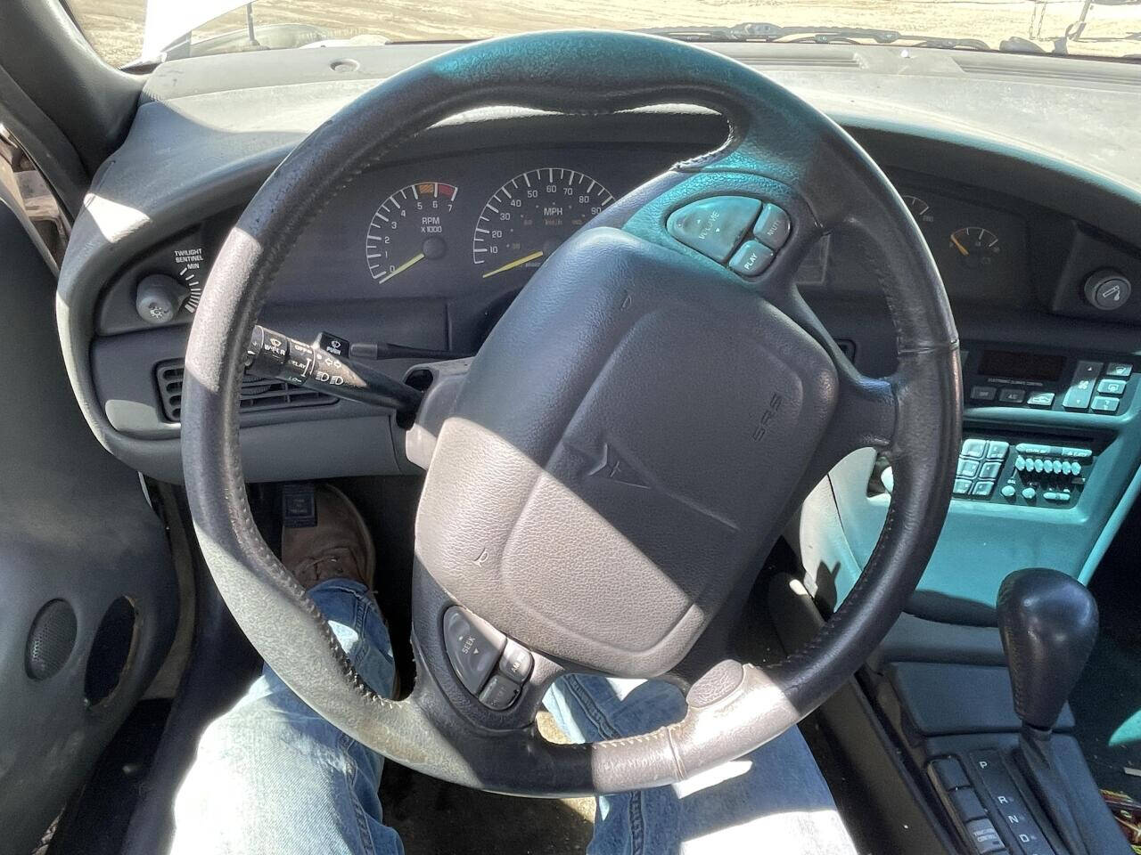 1998 Pontiac Bonneville for sale at Twin Cities Auctions in Elk River, MN