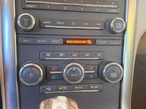 2012 Lincoln MKS