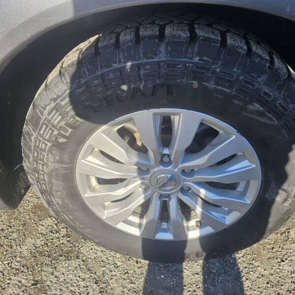 2017 Nissan Armada SV