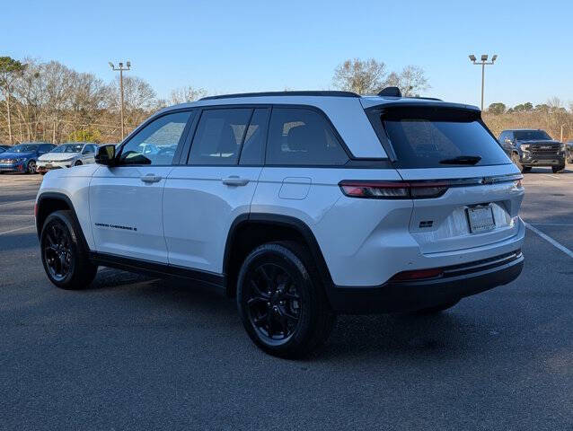 2024 Jeep Grand Cherokee Altitude