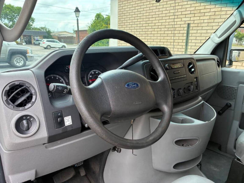 2015 Ford E-Series