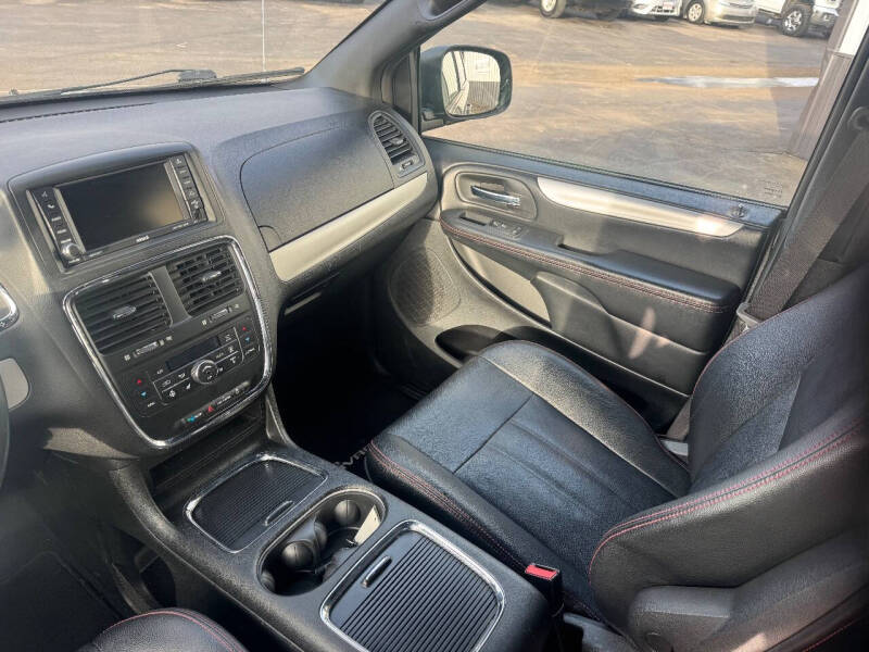 2017 Dodge Grand Caravan GT