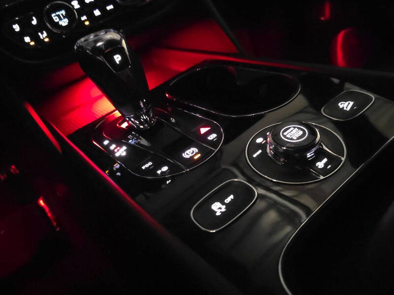 2020 Bentley Bentayga Hybrid