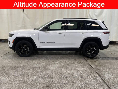 2023 Jeep Grand Cherokee Altitude