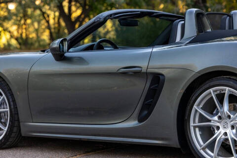 2021 Porsche 718 Boxster