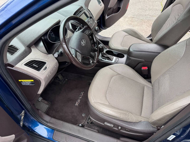 2015 Hyundai Tucson SE