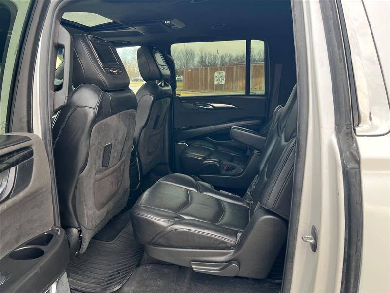 2016 Cadillac Escalade ESV Platinum