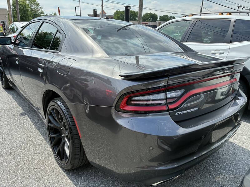 2020 Dodge Charger SXT