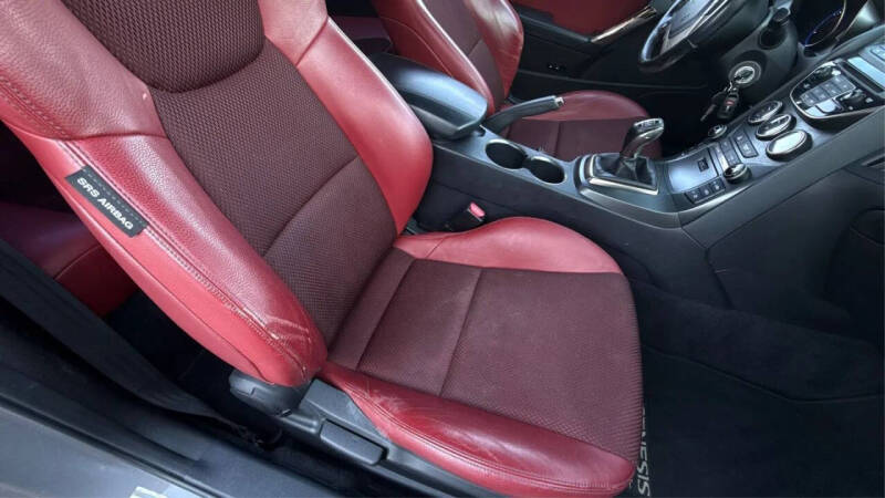 2013 Hyundai Genesis Coupe