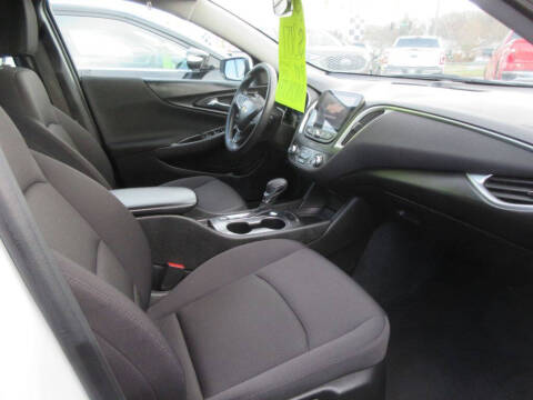 2024 Chevrolet Malibu LS