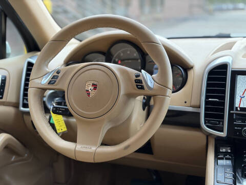 2012 Porsche Cayenne
