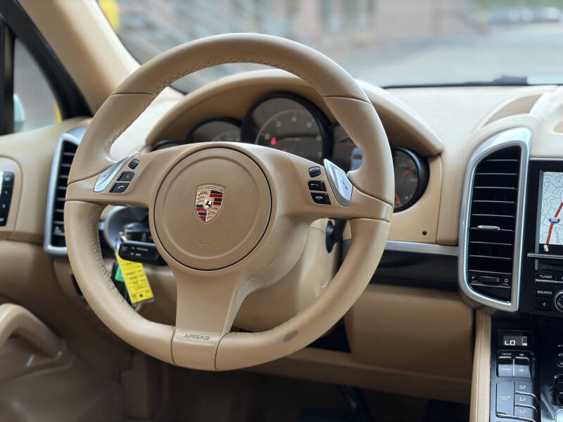 2012 Porsche Cayenne