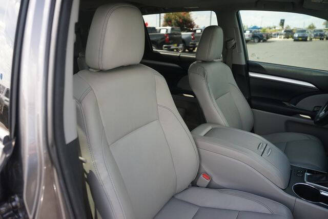 2017 Toyota Highlander XLE