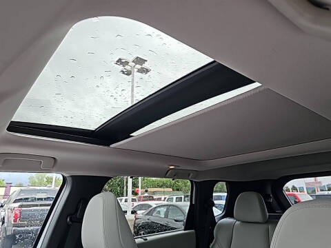 2025 Mitsubishi Outlander PHEV SEL