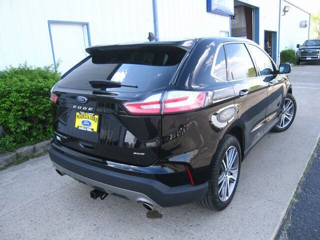 2023 Ford Edge Titanium