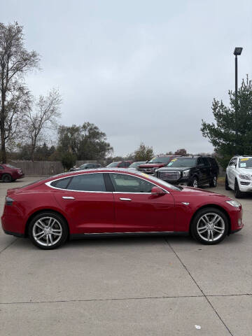 2014 Tesla Model S 85