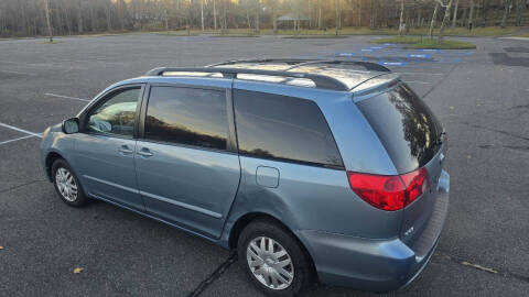 2006 Toyota Sienna LE 7 Passenger