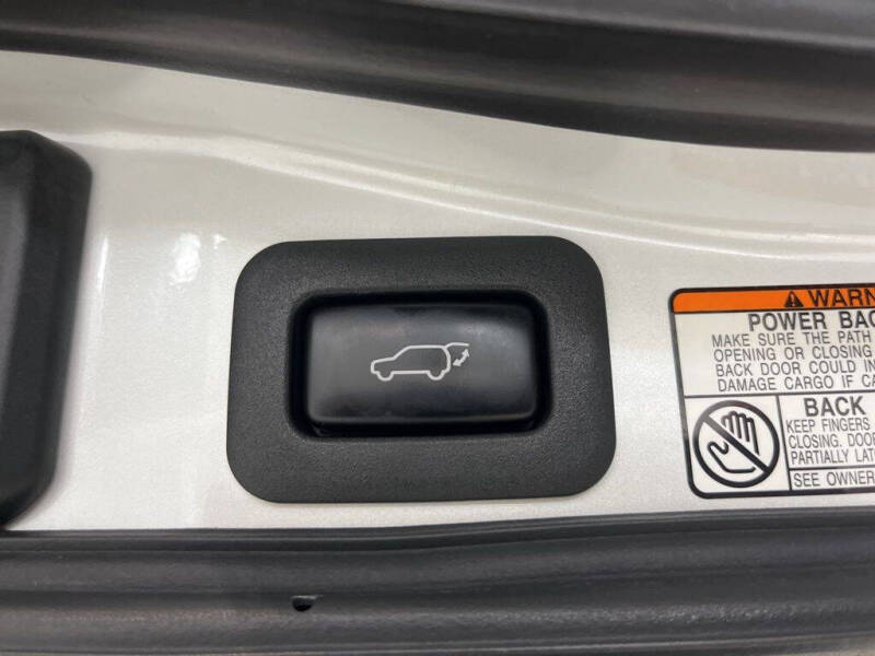 2019 Lexus LX 570