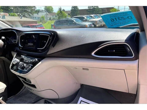 2018 Chrysler Pacifica Touring L
