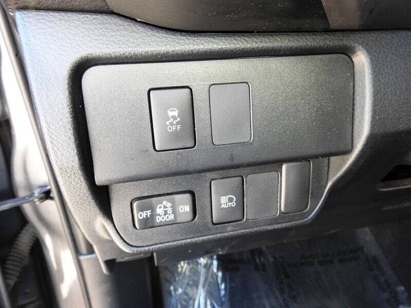 2020 Toyota Tacoma  - $24,900