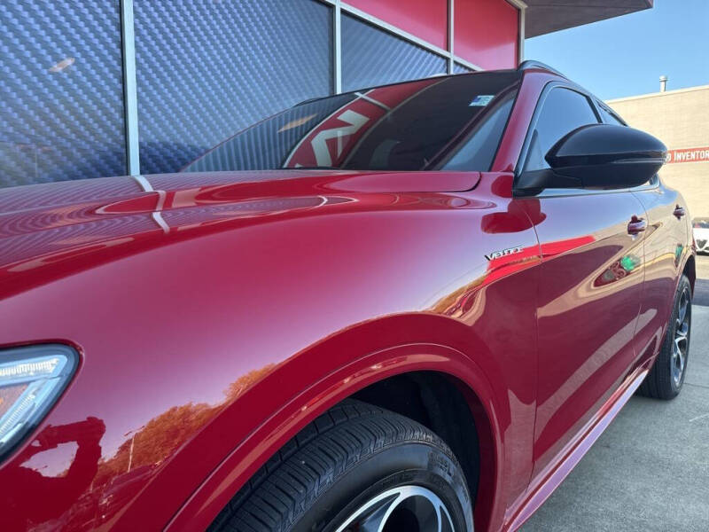 2022 Alfa Romeo Stelvio Veloce