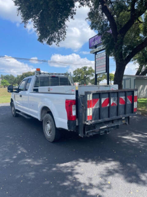 2017 Ford F-250 Super Duty for sale at AUSTIN PREMIER AUTO in Austin, TX