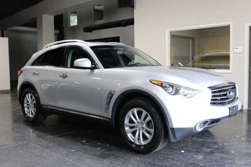 2016 Infiniti QX70