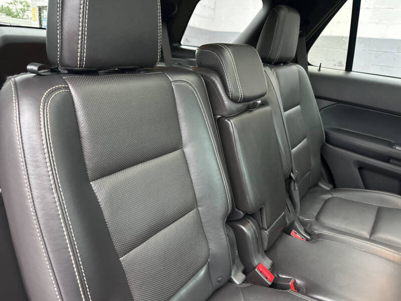 2015 Ford Explorer Sport