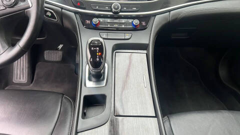 2017 Buick LaCrosse Essence