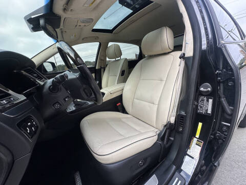 2014 Hyundai Equus Signature