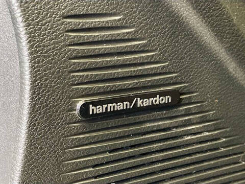 2018 Dodge Challenger 392 HEMI Scat Pack Shaker