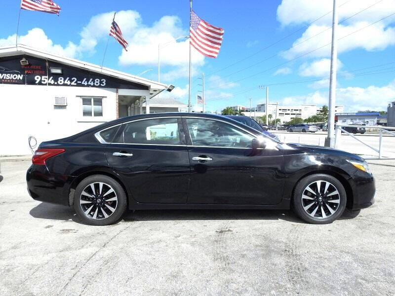 2018 Nissan Altima  - $13,900