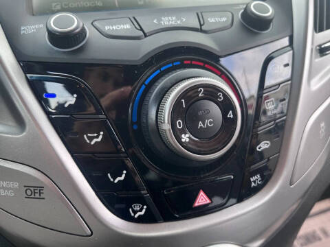 2016 Hyundai Veloster