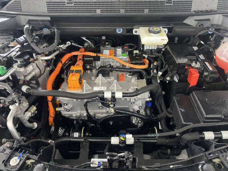 2025 Chevrolet Equinox EV LT 1