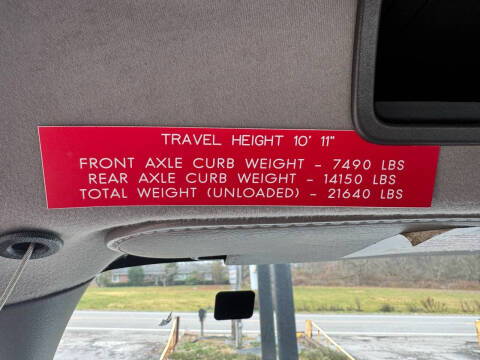 2013 Freightliner M2 106