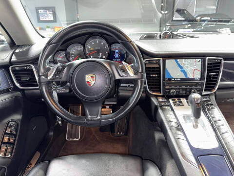 2014 Porsche Panamera 4