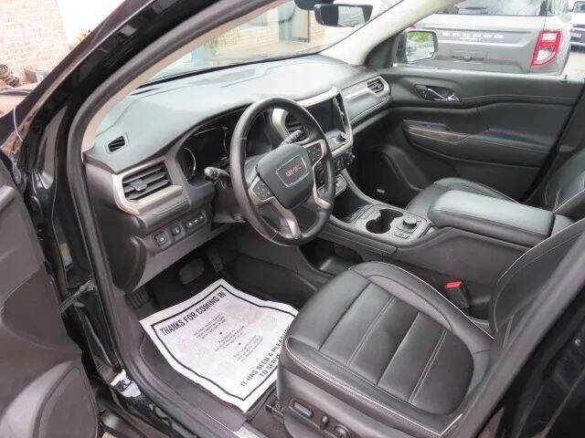 2022 GMC Acadia Denali