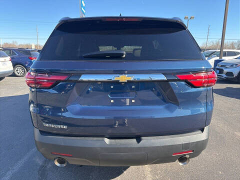 2022 Chevrolet Traverse LS