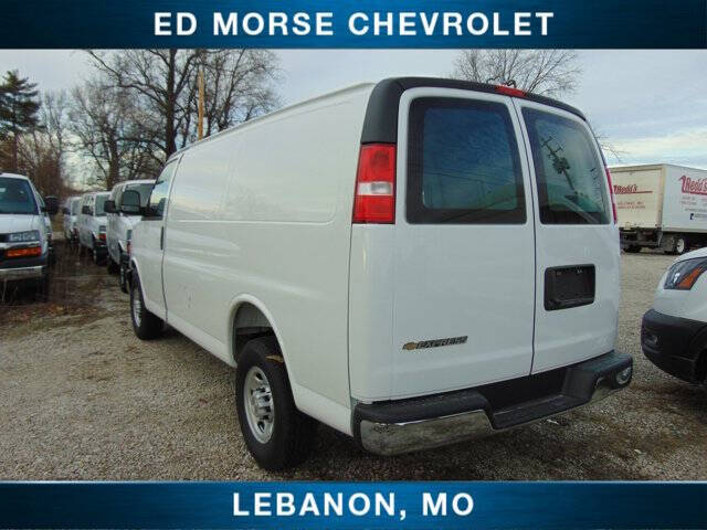 2025 Chevrolet Express 2500